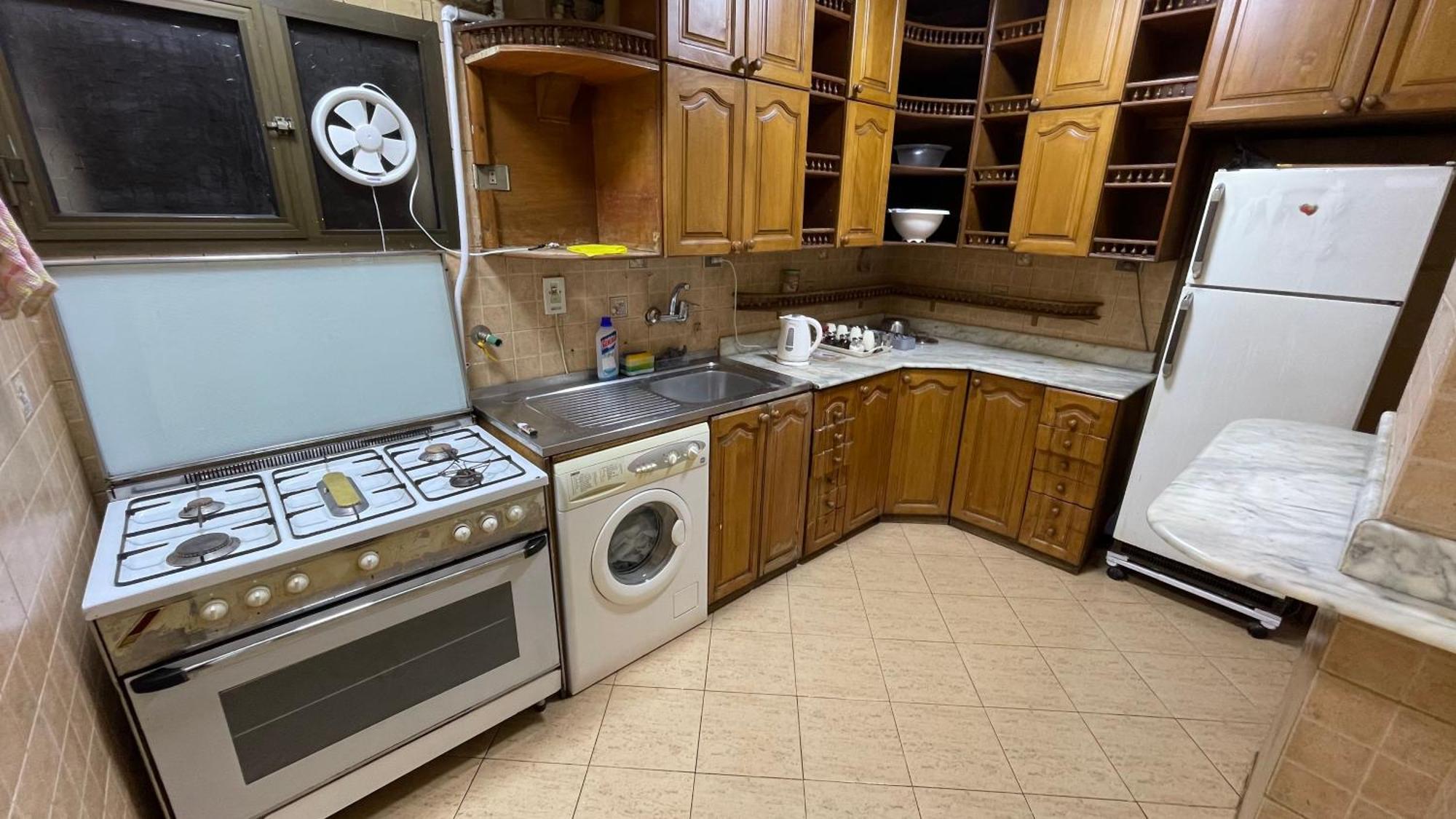 New Cozy 5 Minutes Away From Airport And Amenties