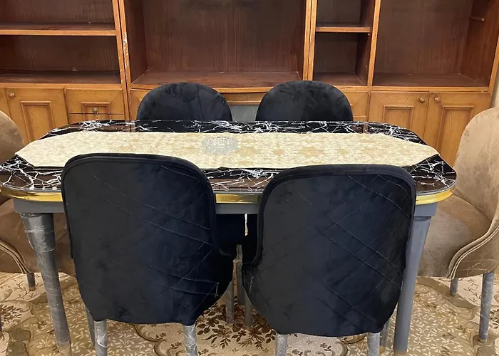 New Cozy Apartment 5 Minutes Away From Cairo Airport And All Amenties